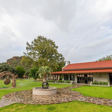 Midgard Villa Khorusepa Bagian luar foto