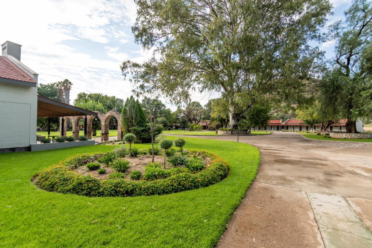 Midgard Villa Khorusepa Bagian luar foto