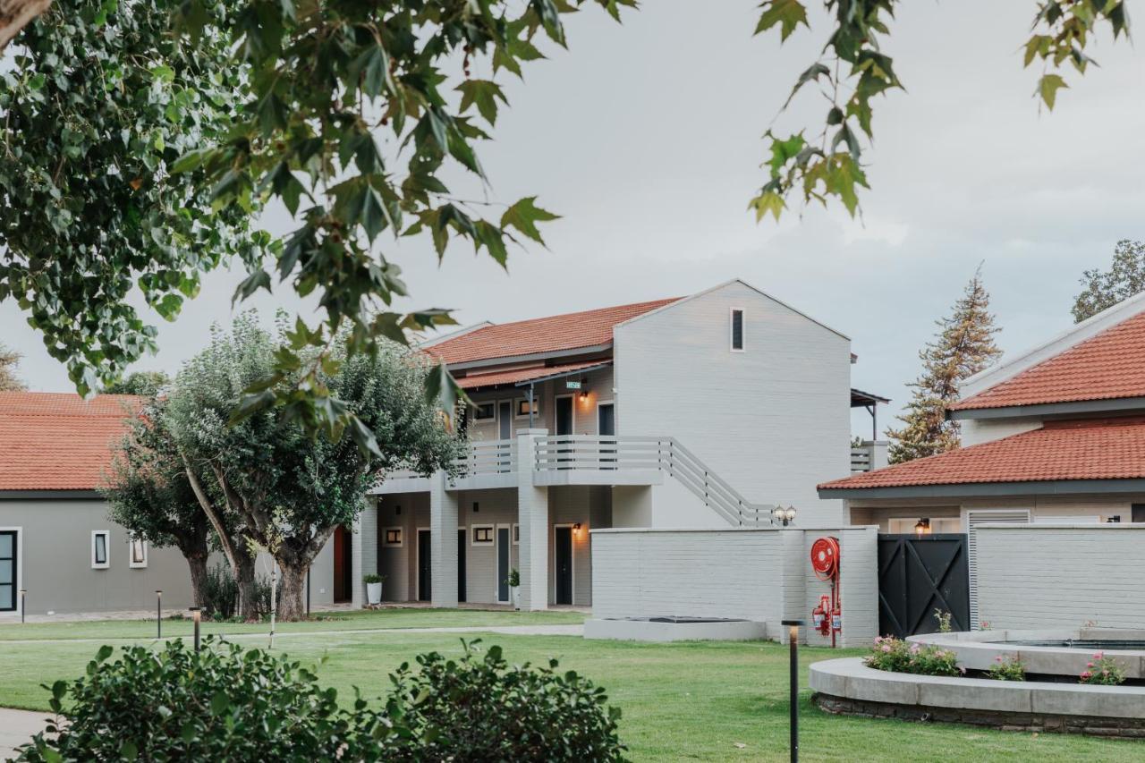 Midgard Villa Khorusepa Bagian luar foto